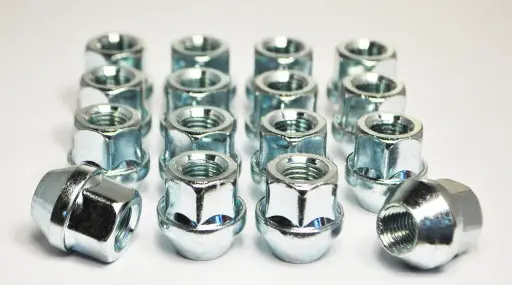 wheel nuts, tapered, M12x1.25 thread, 60 ° taper 20pcs 19hex